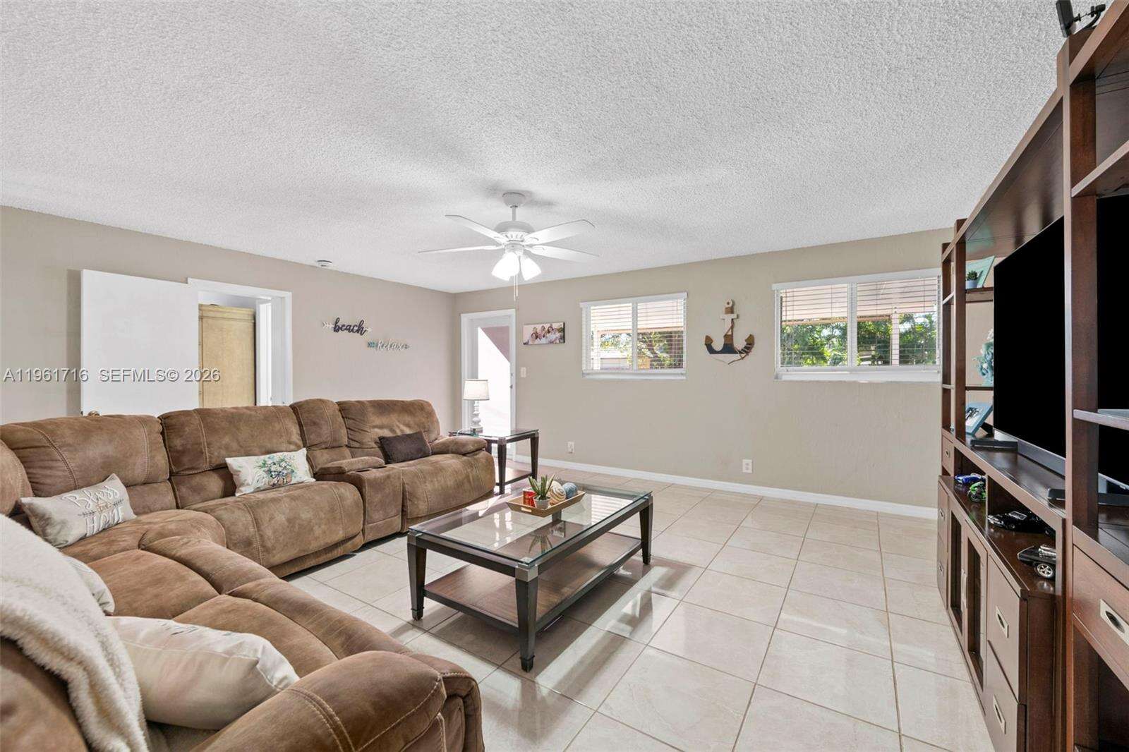 1916 36th Ave, Hollywood, FL 33021 | Picture 11