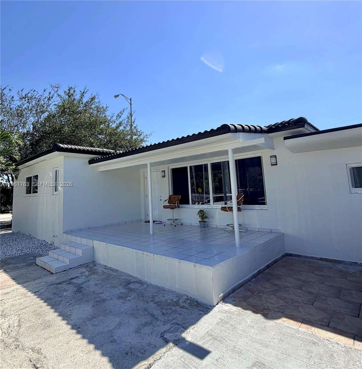 598 41st St, Hialeah, FL 33013 | Picture 1