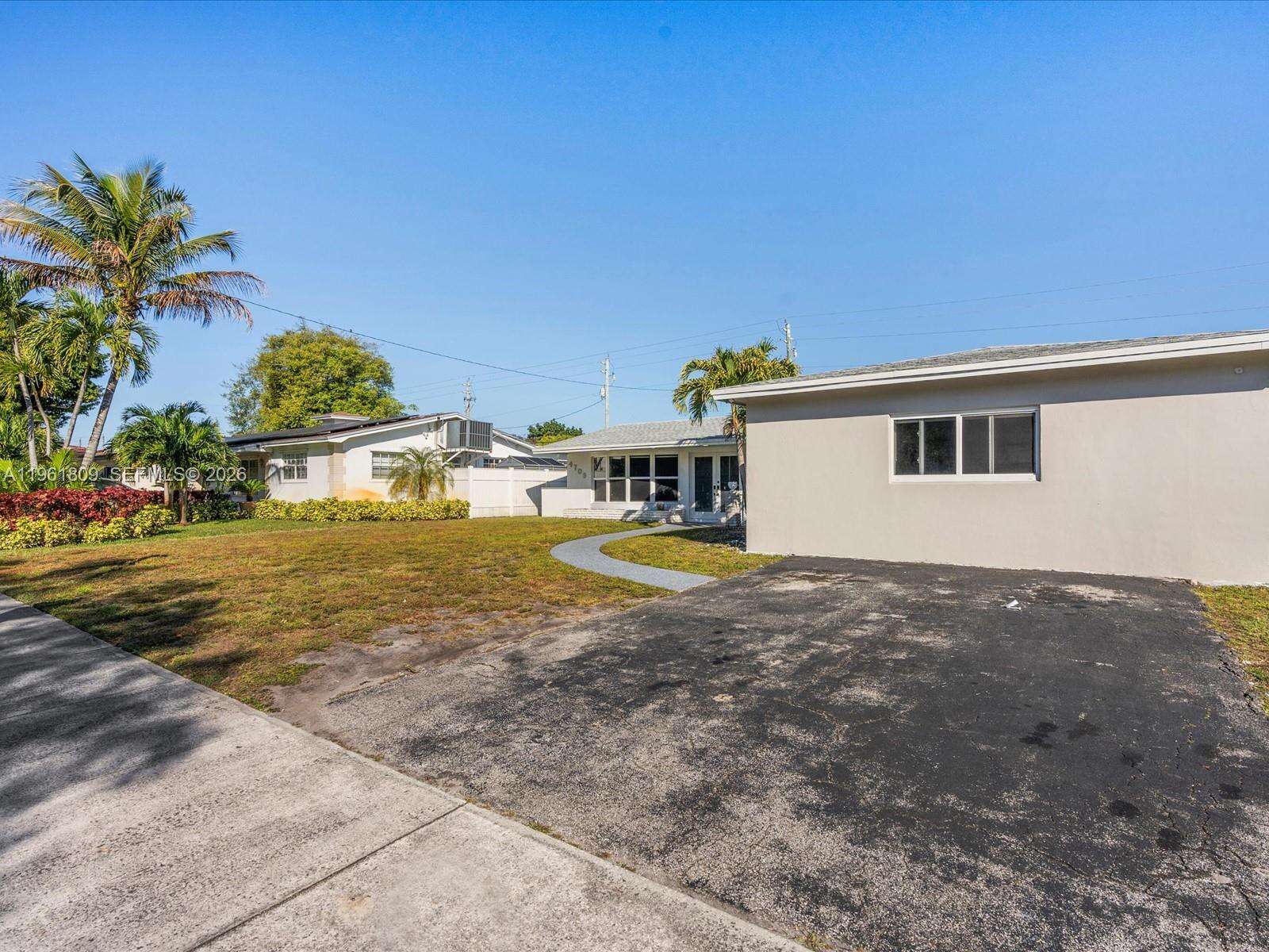 4709 Washington St, Hollywood, FL 33021 | Picture 3