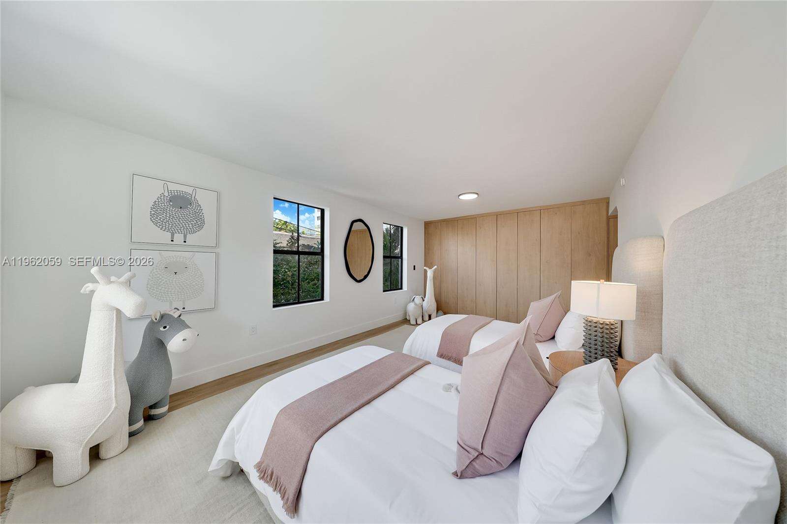 7811 Carlyle Ave, Miami Beach, FL 33141 - For Sale photo 13