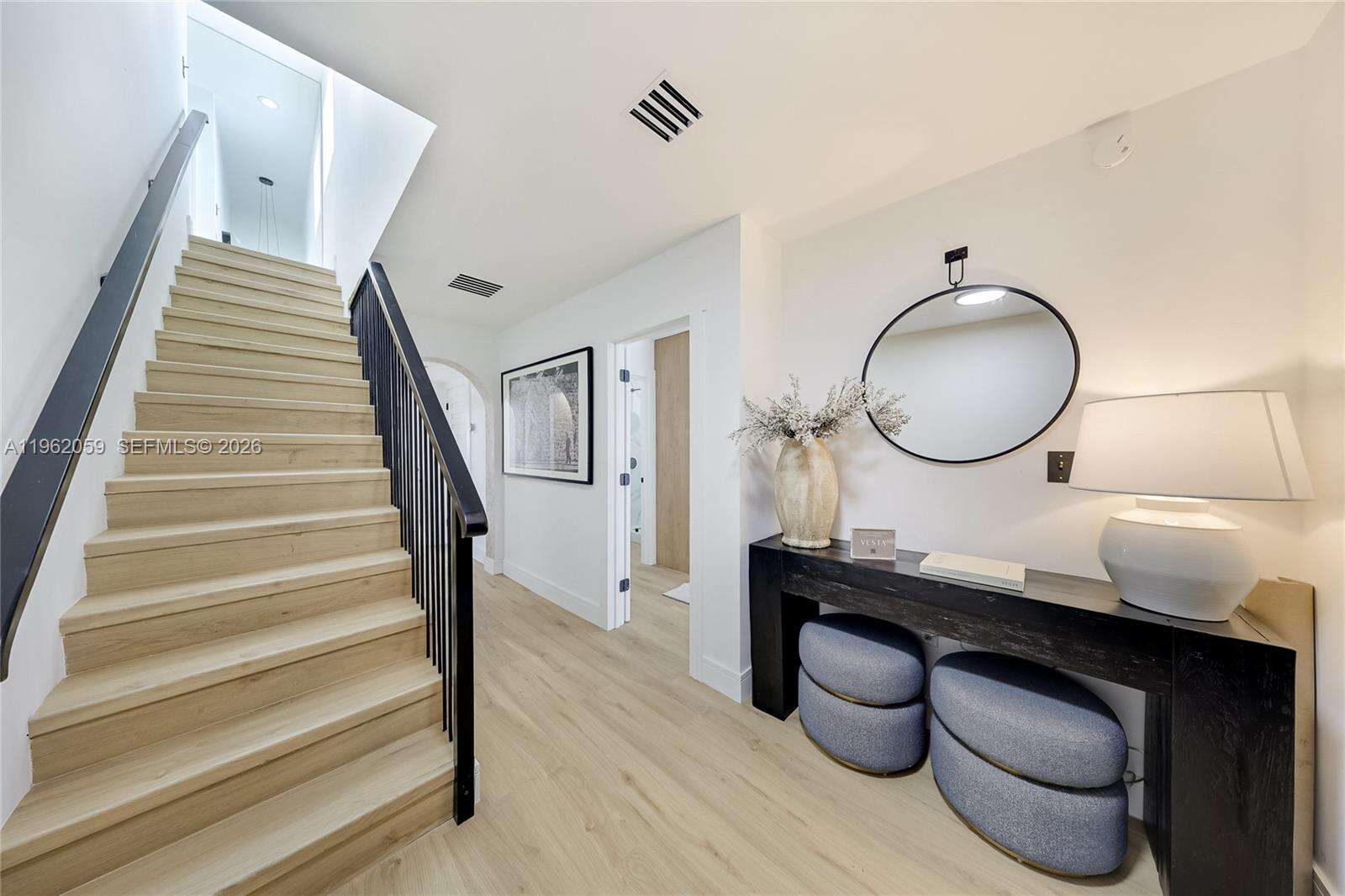 7811 Carlyle Ave, Miami Beach, FL 33141 - For Sale photo 4