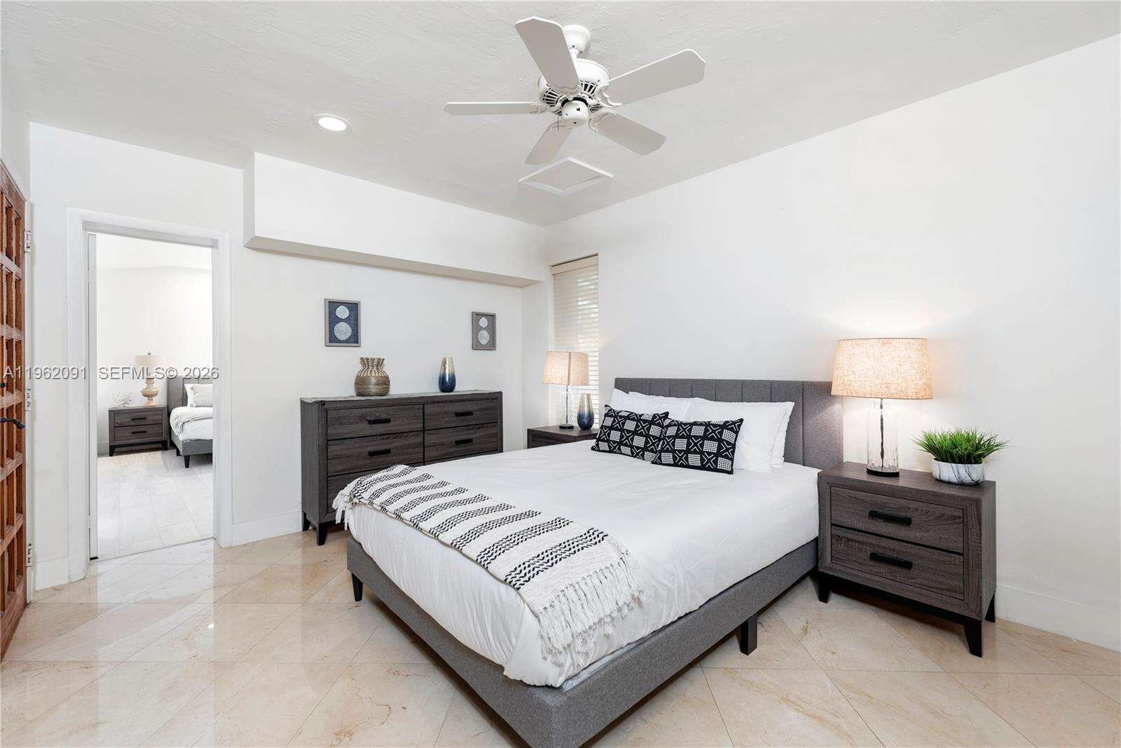 19860 24th Ct, Miami, FL 33180 | Picture 32