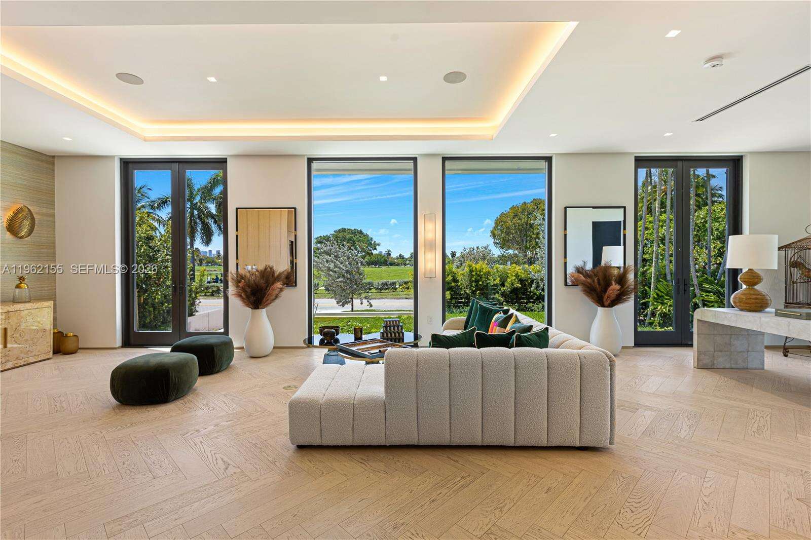 2499 Meridian Ave, Miami Beach, FL 33140 | Picture 2