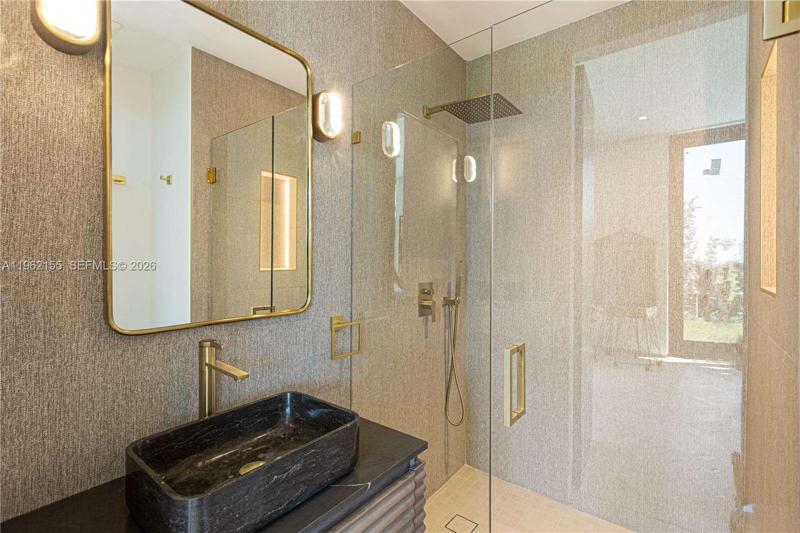 2499 Meridian Ave, Miami Beach, FL 33140 | Picture 18