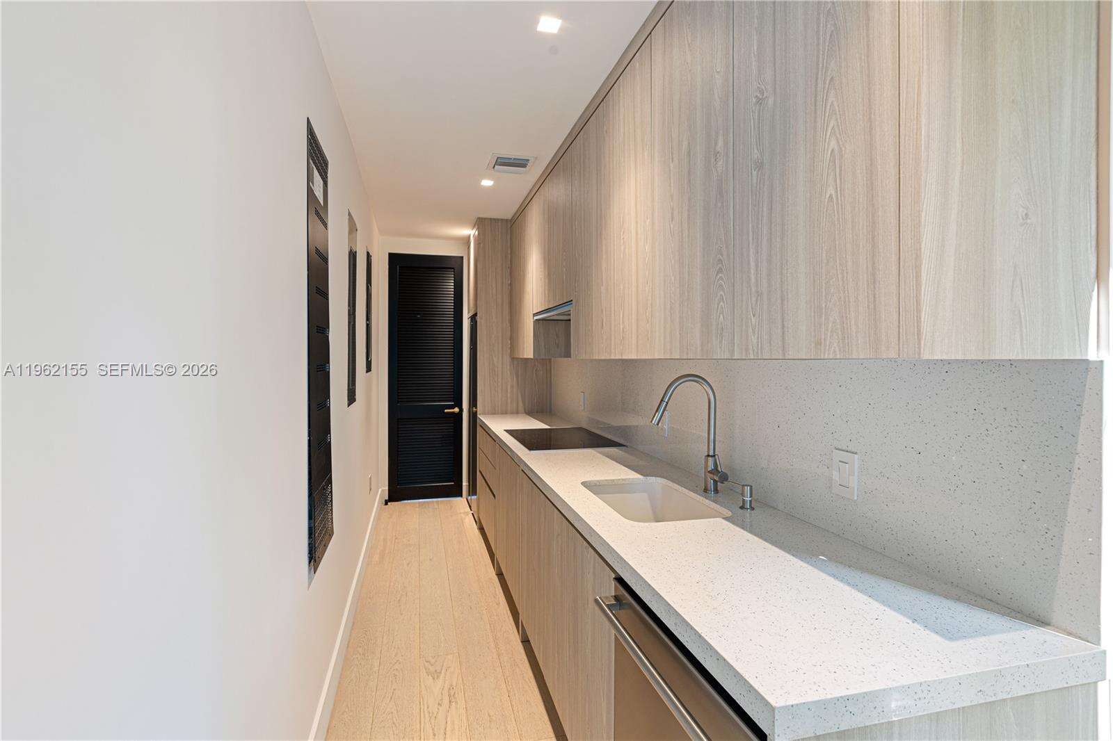 2499 Meridian Ave, Miami Beach, FL 33140 | Picture 23