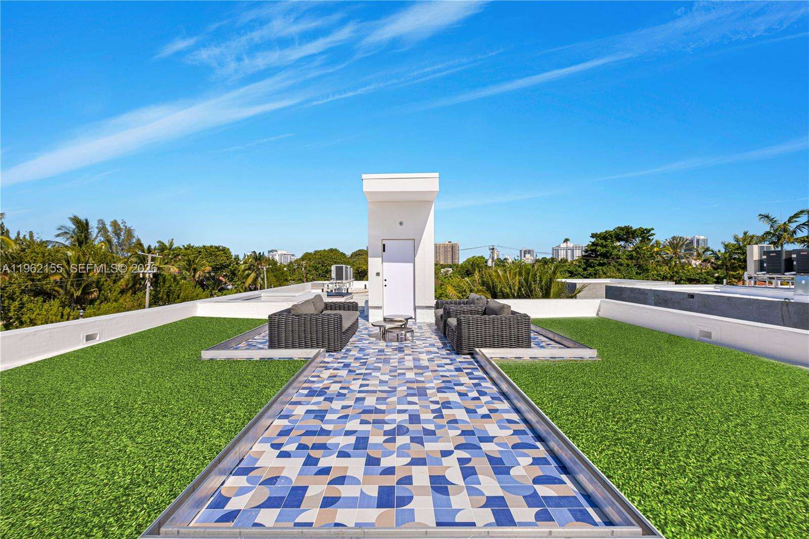 2499 Meridian Ave, Miami Beach, FL 33140 | Picture 54