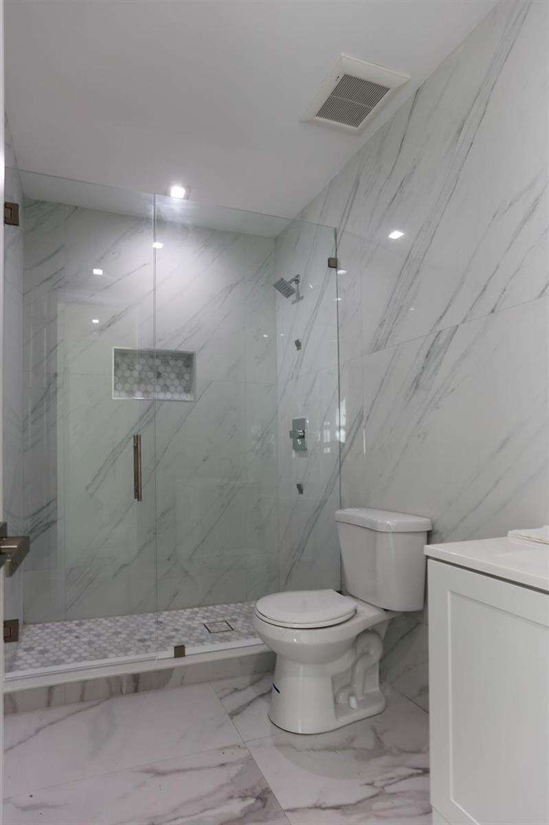 2421 201st, Miami, FL 33180 - For Sale photo 14