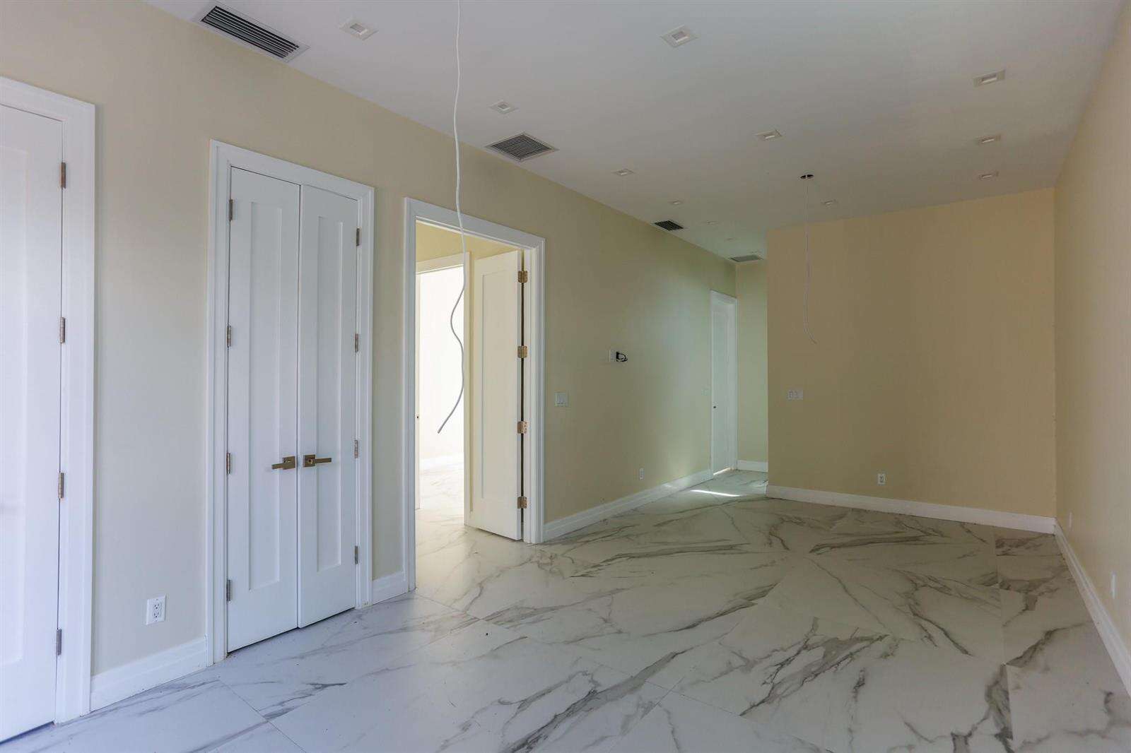 2421 201st, Miami, FL 33180 - For Sale photo 25
