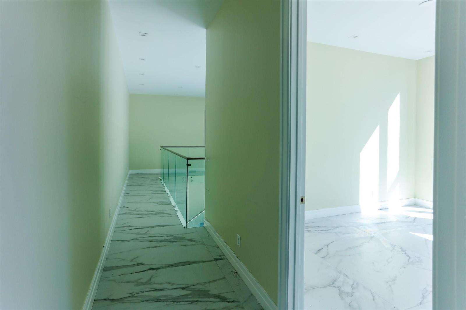 2421 201st, Miami, FL 33180 - For Sale photo 26