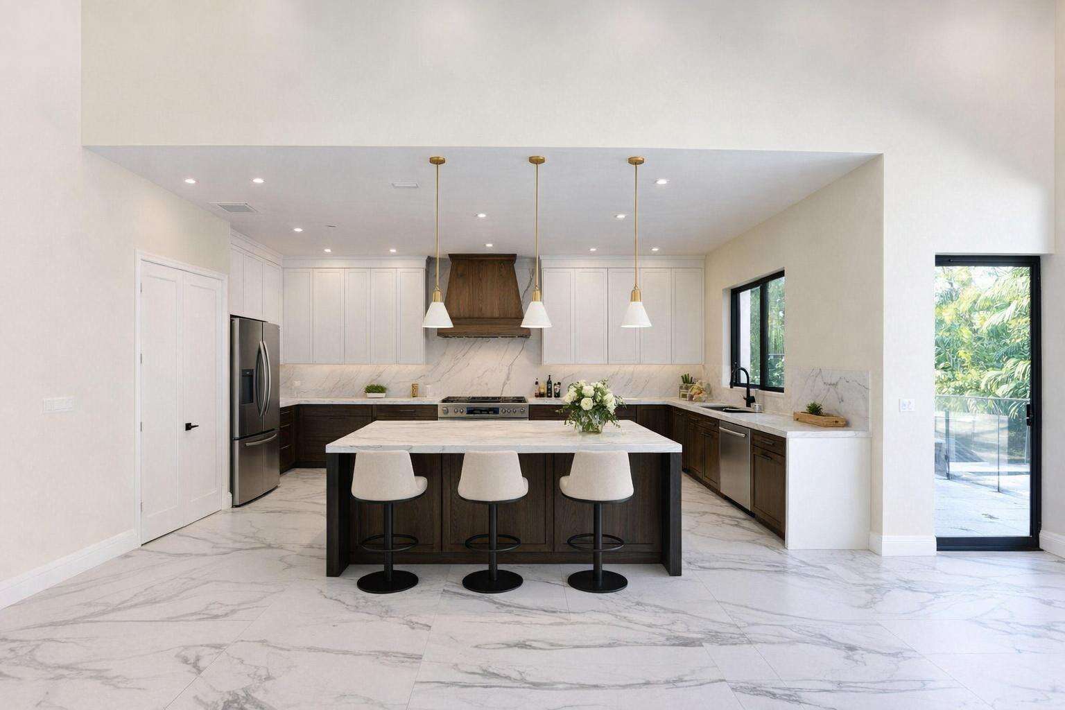 2421 201st, Miami, FL 33180 - For Sale photo 4