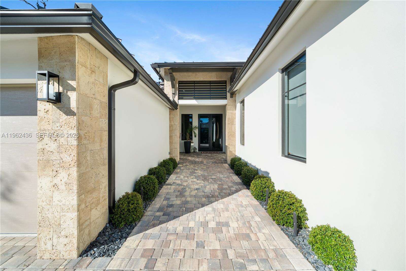 7387 74th Ln, Miami, FL 33143 - For Sale photo 6