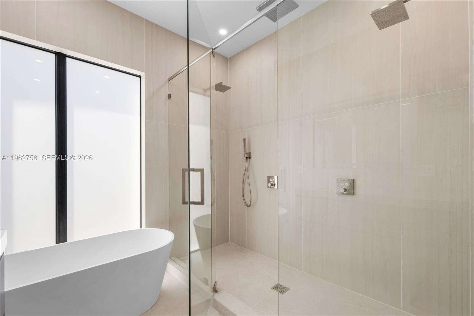 290 48th St, Miami, FL 33127 | Picture 38