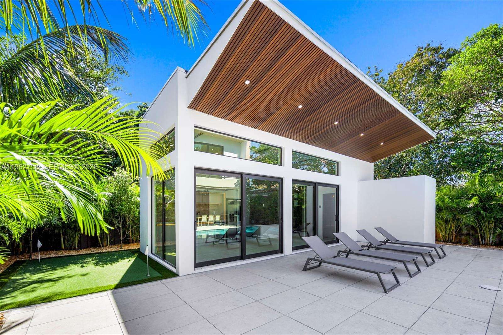 290 48th St, Miami, FL 33127 | Picture 57