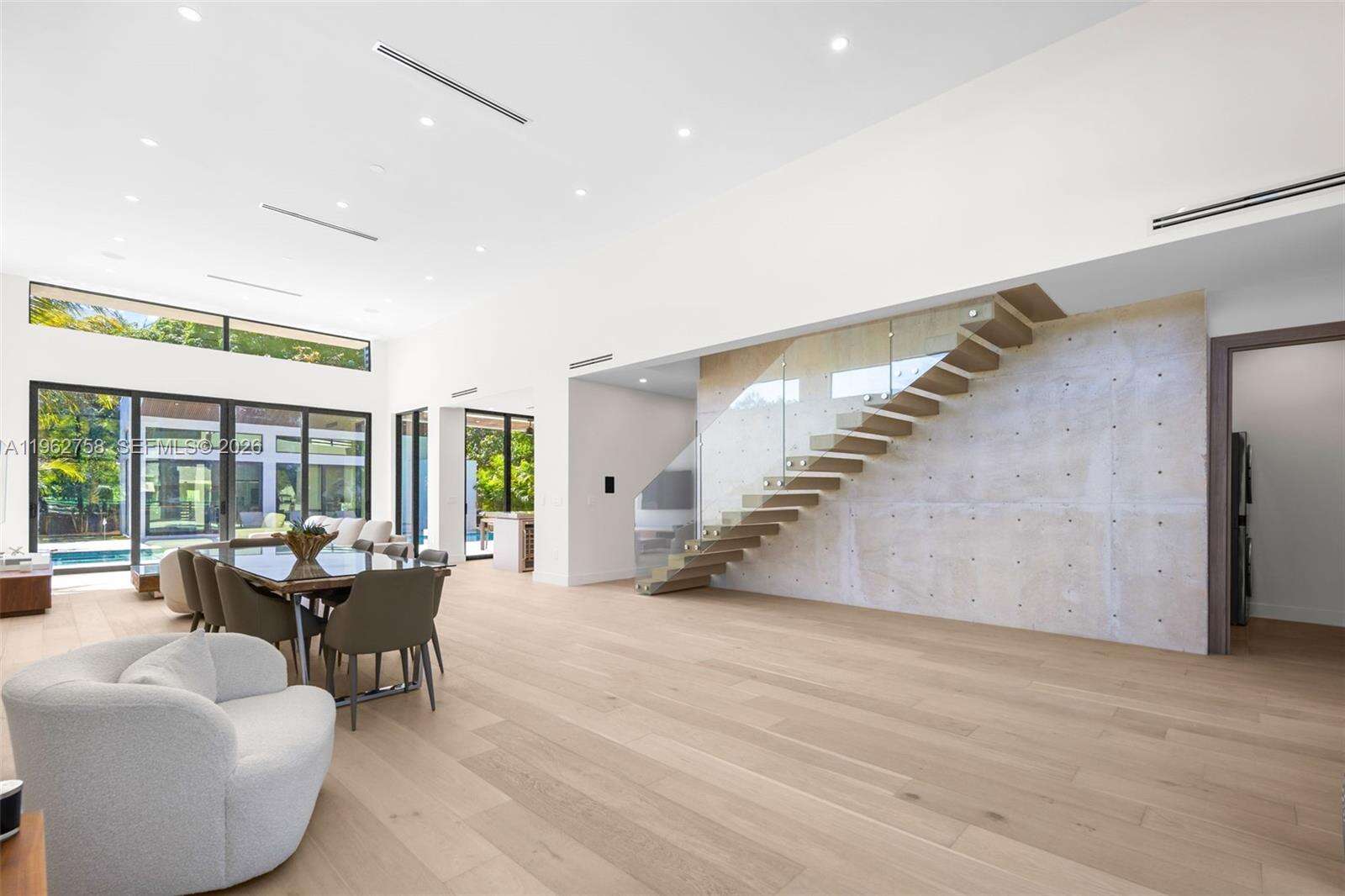 290 48th St, Miami, FL 33127 | Picture 10