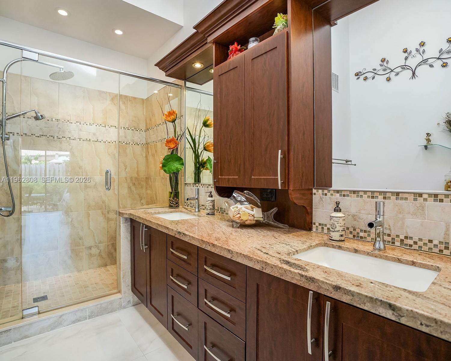 413 Leslie Dr, Hallandale Beach, FL 33009 | Picture 15