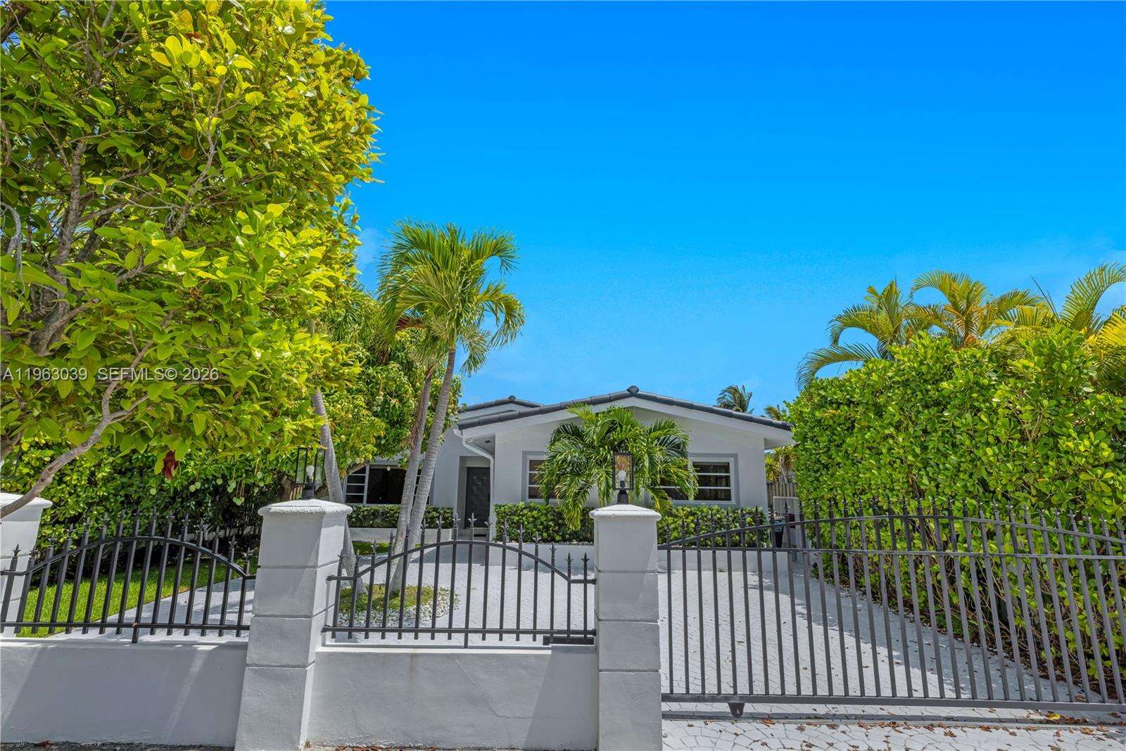 1405 Stillwater Dr, Miami Beach, FL 33141 | Picture 35