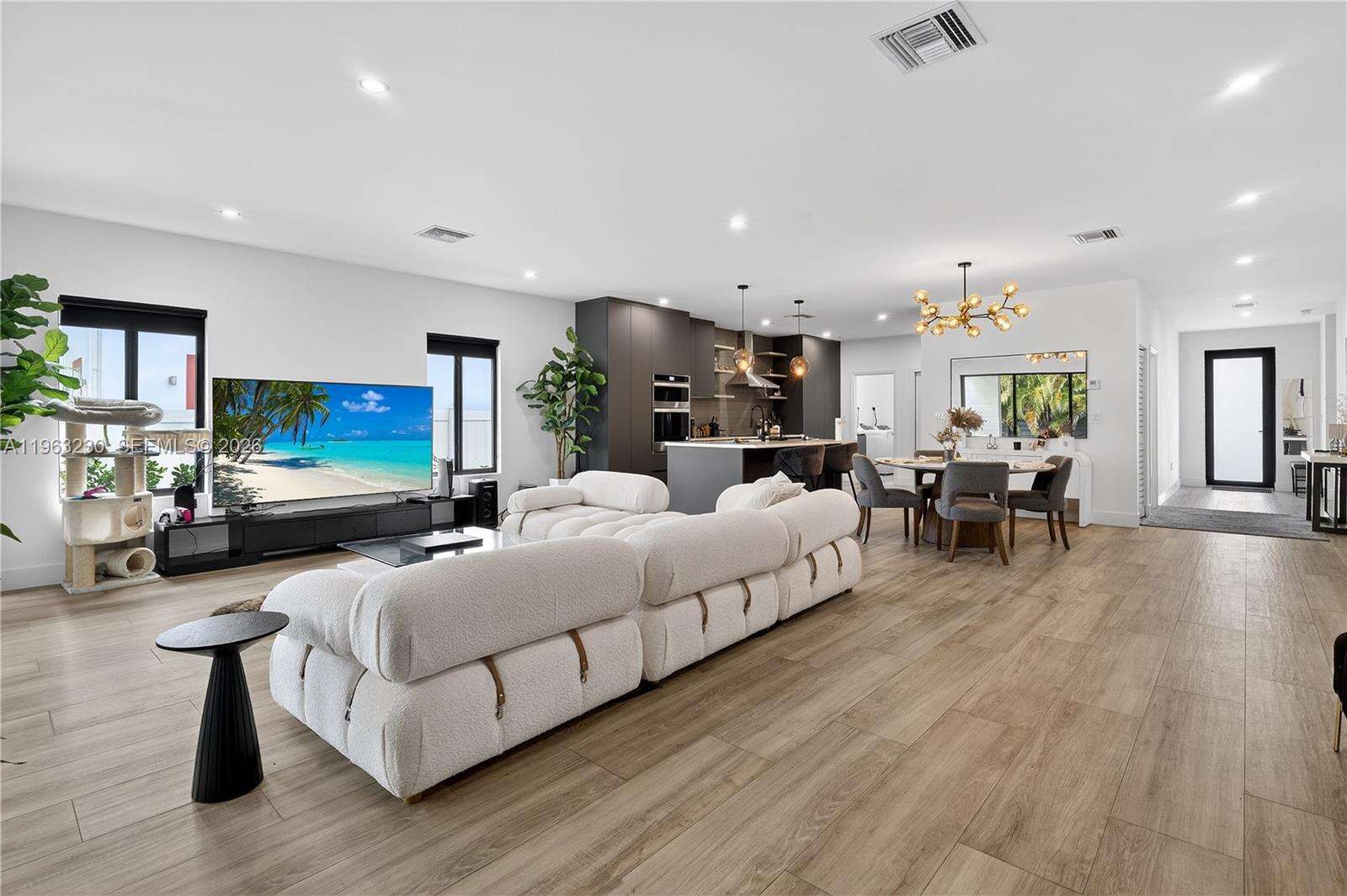 913 15th St, Fort Lauderdale, FL 33304 | Picture 12