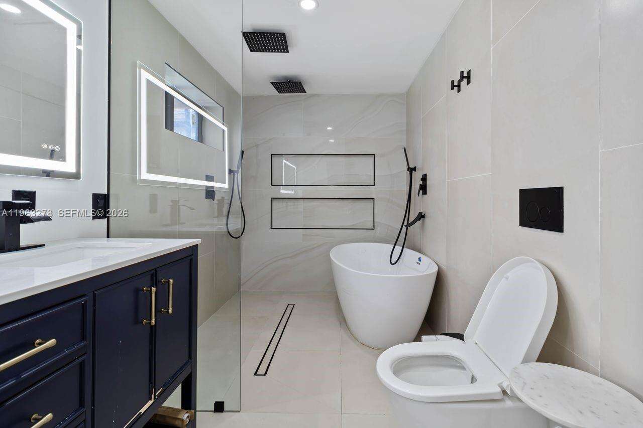 221 4th St, Hallandale Beach, FL 33009 | Picture 10