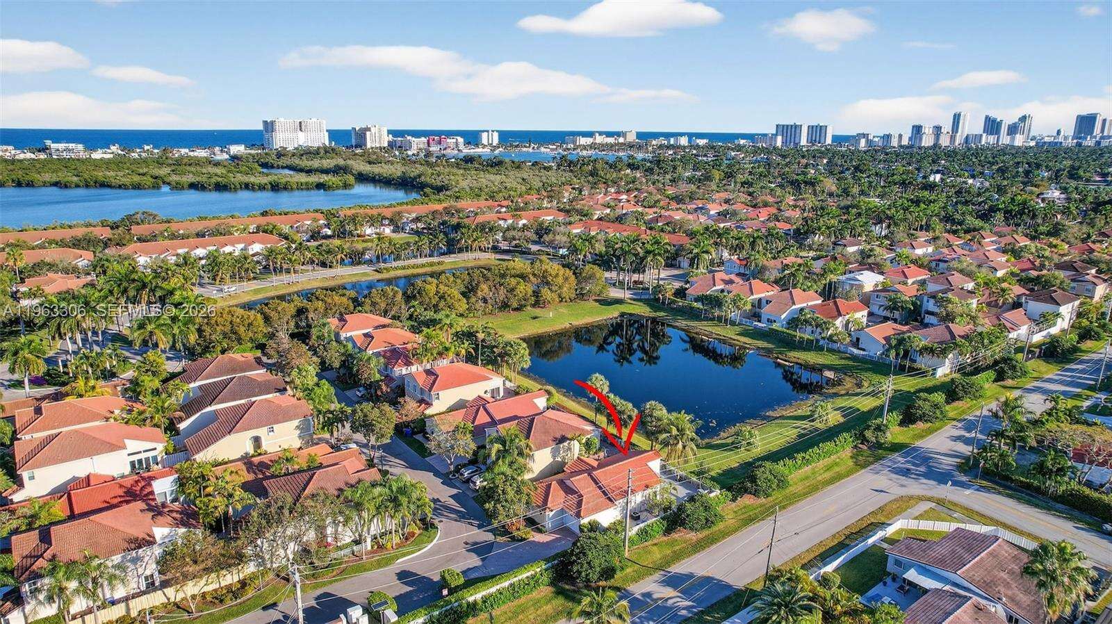 1150 Queen Palm Ct, Hollywood, FL 33019 | Picture 1