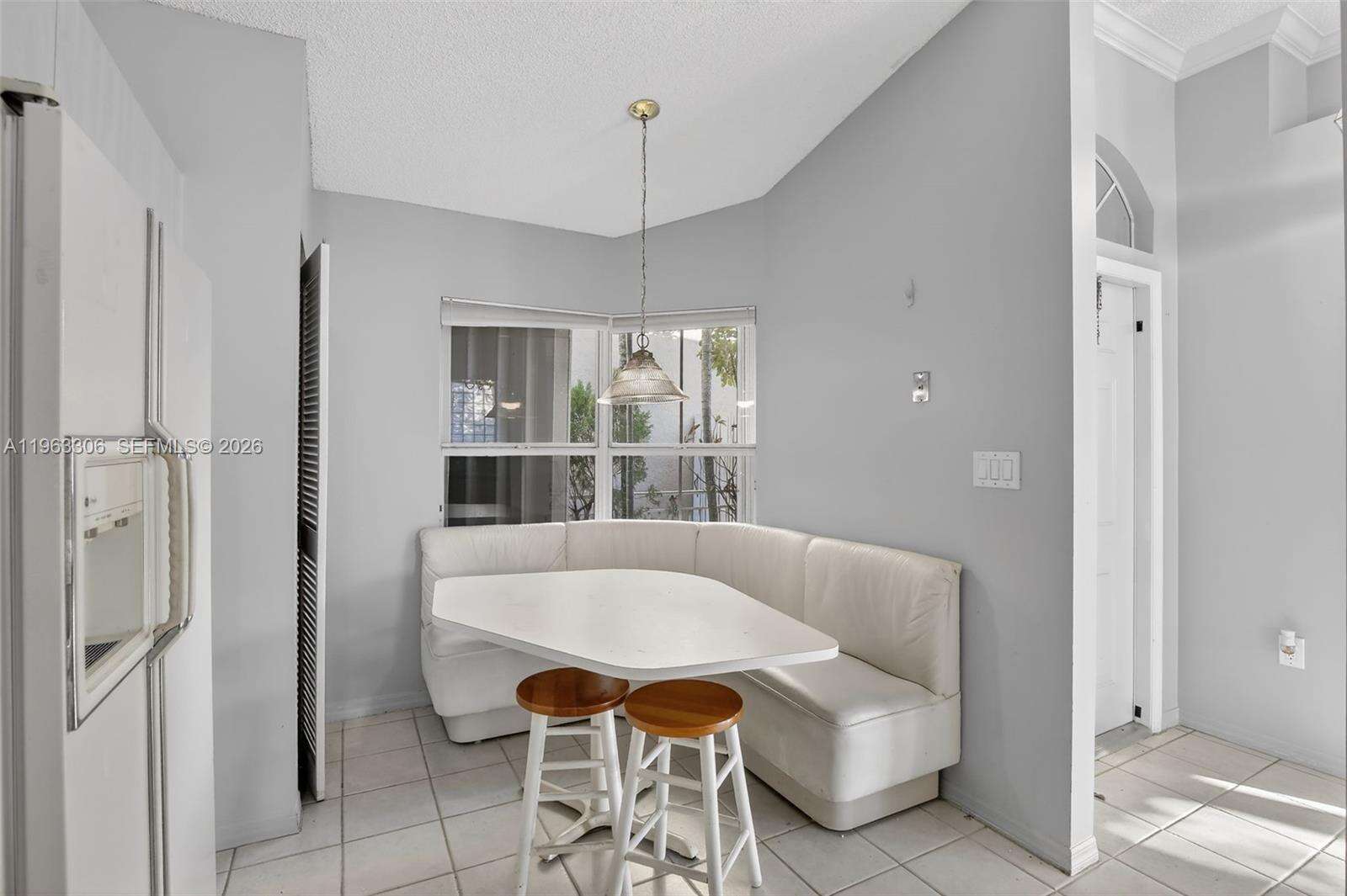 1150 Queen Palm Ct, Hollywood, FL 33019 | Picture 11