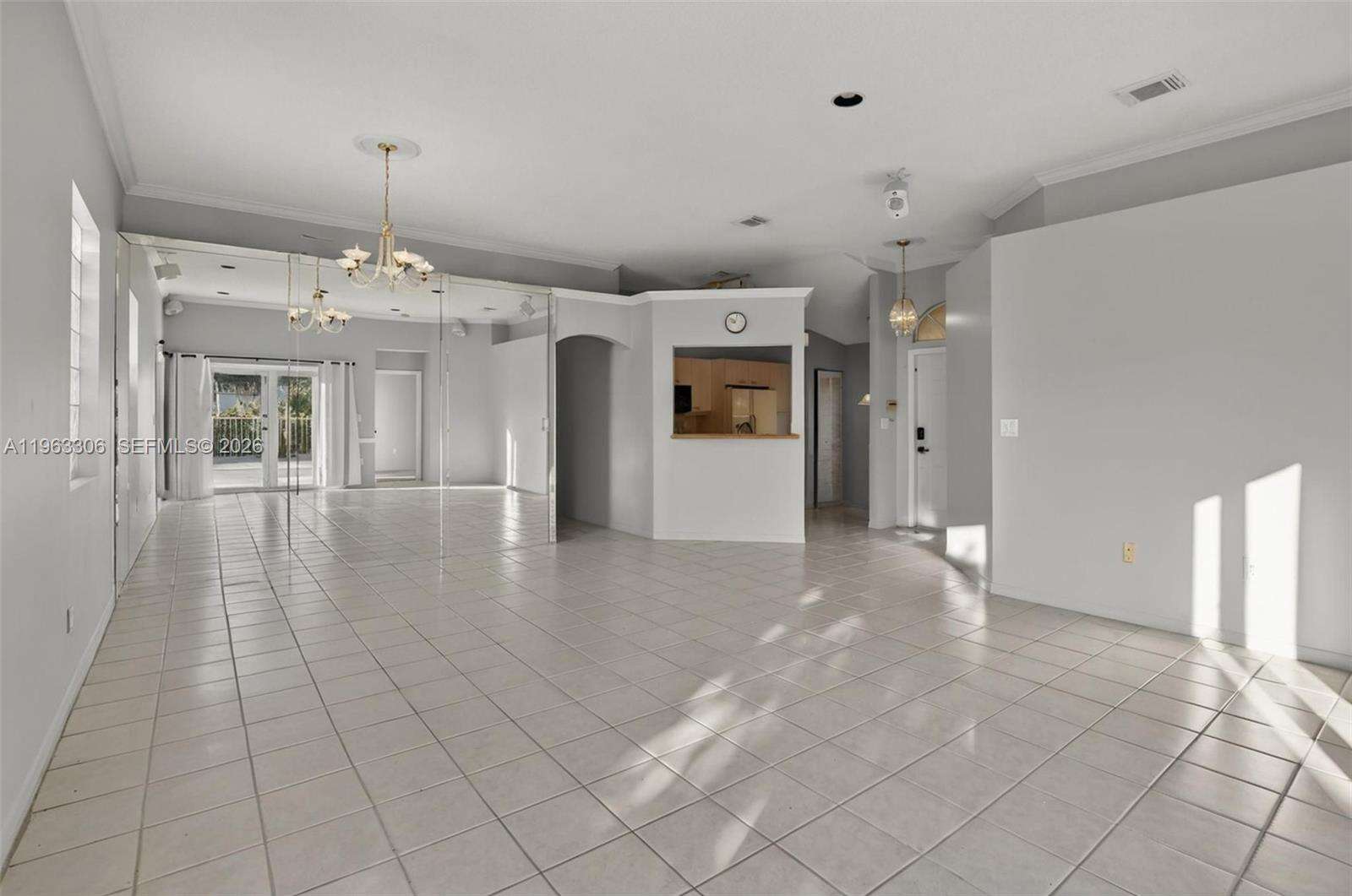 1150 Queen Palm Ct, Hollywood, FL 33019 | Picture 16