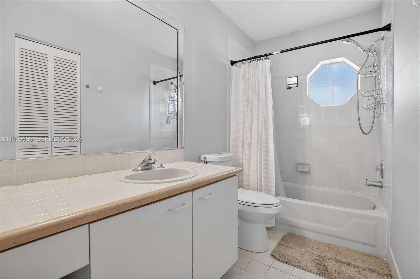 1150 Queen Palm Ct, Hollywood, FL 33019 | Picture 27