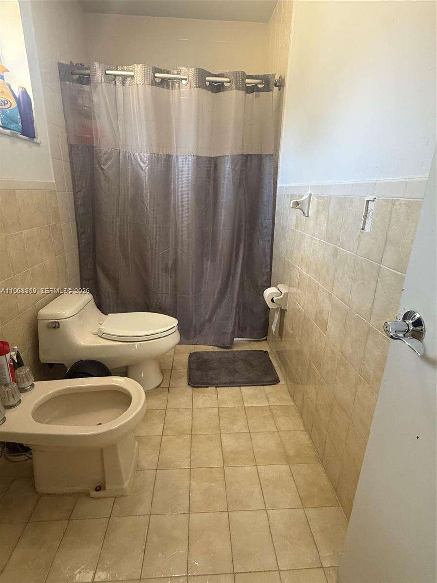 381 61st St, Hialeah, FL 33013 | Picture 15