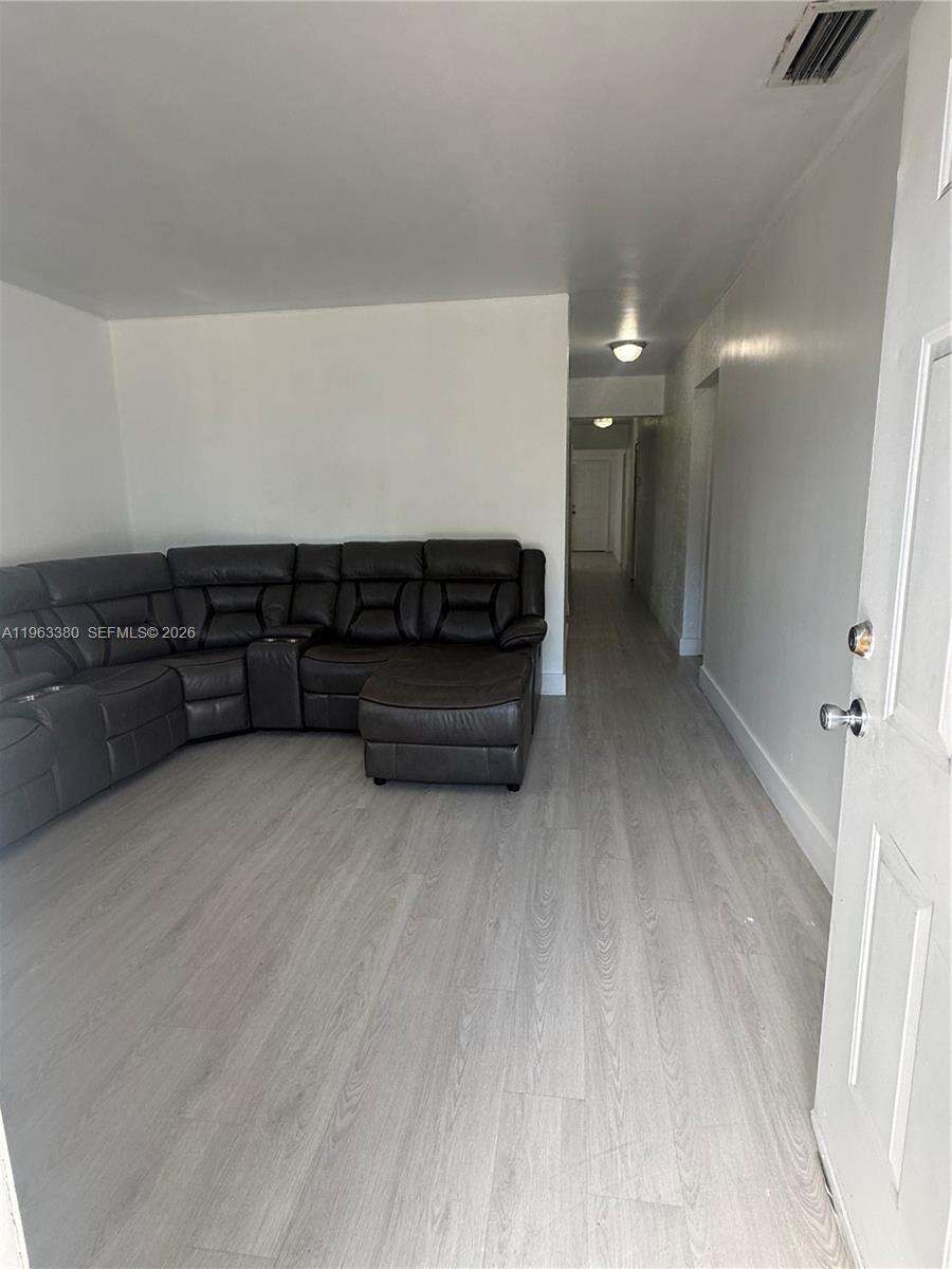 381 61st St, Hialeah, FL 33013 | Picture 4