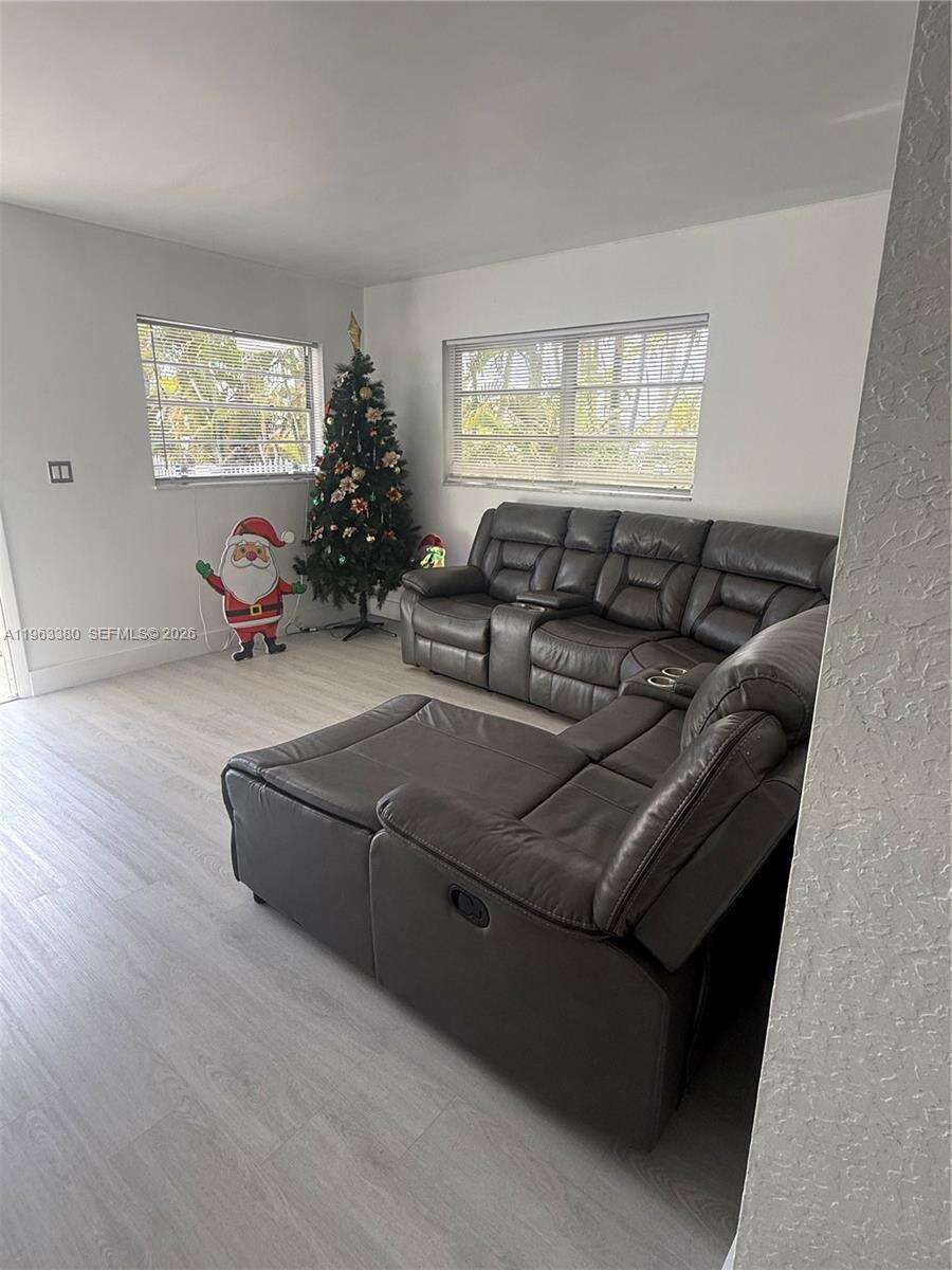 381 61st St, Hialeah, FL 33013 | Picture 5