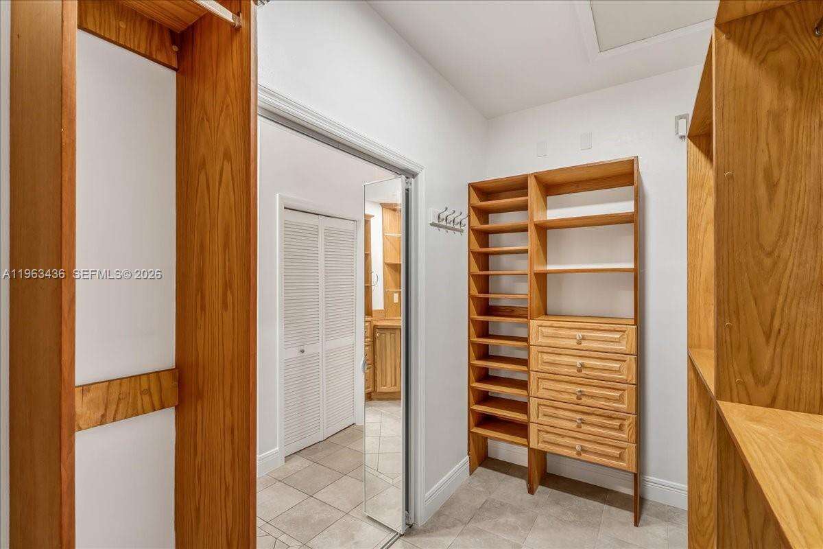 15507 82nd Ct, Miami Lakes, FL 33016 | Picture 15