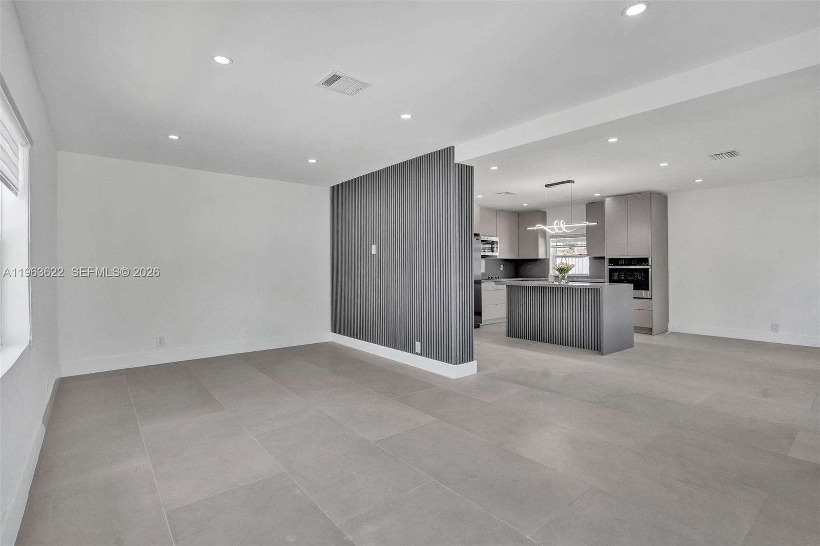 1010 16th Ave, Hollywood, FL 33020 - For Sale photo 2