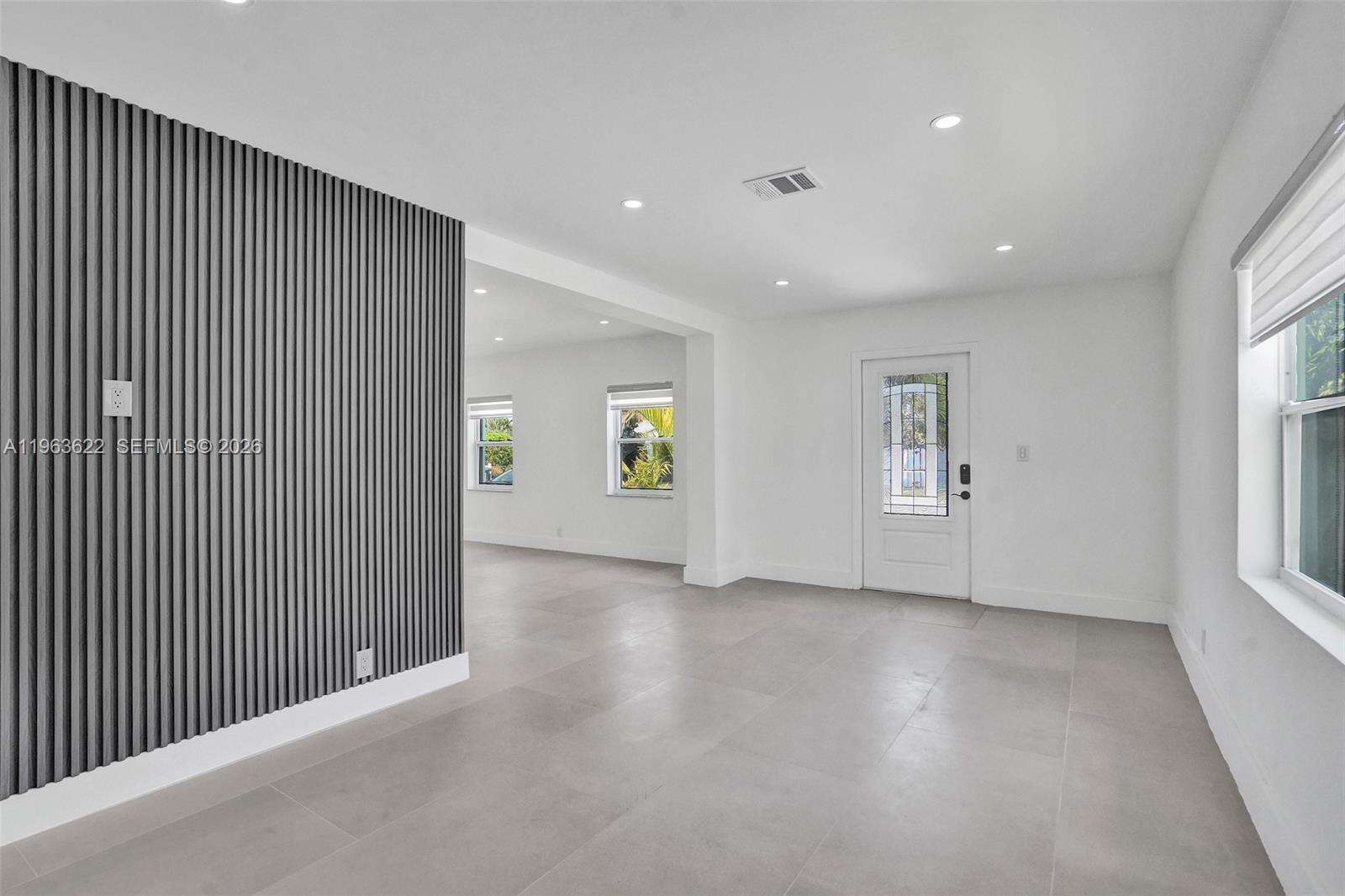 1010 16th Ave, Hollywood, FL 33020 - For Sale photo 3