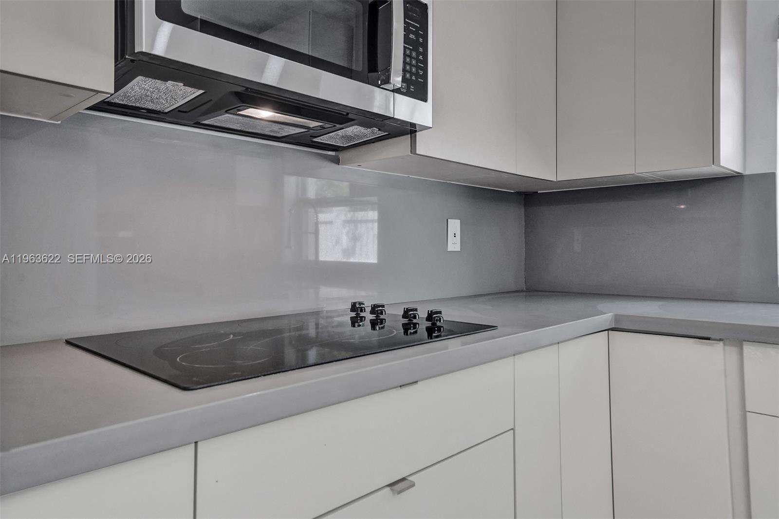 1010 16th Ave, Hollywood, FL 33020 - For Sale photo 8