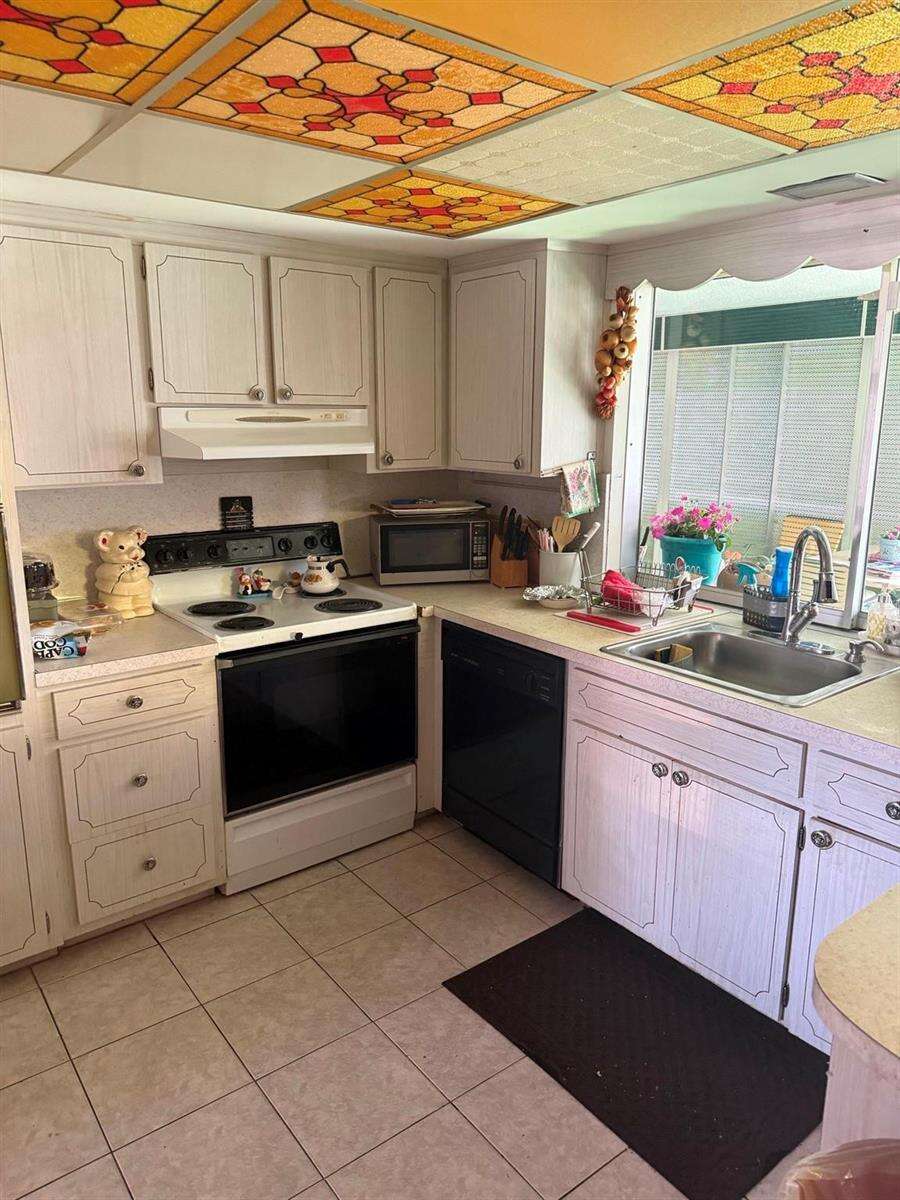 626 Crescent, Hollywood, FL 33021 - For Sale photo 2