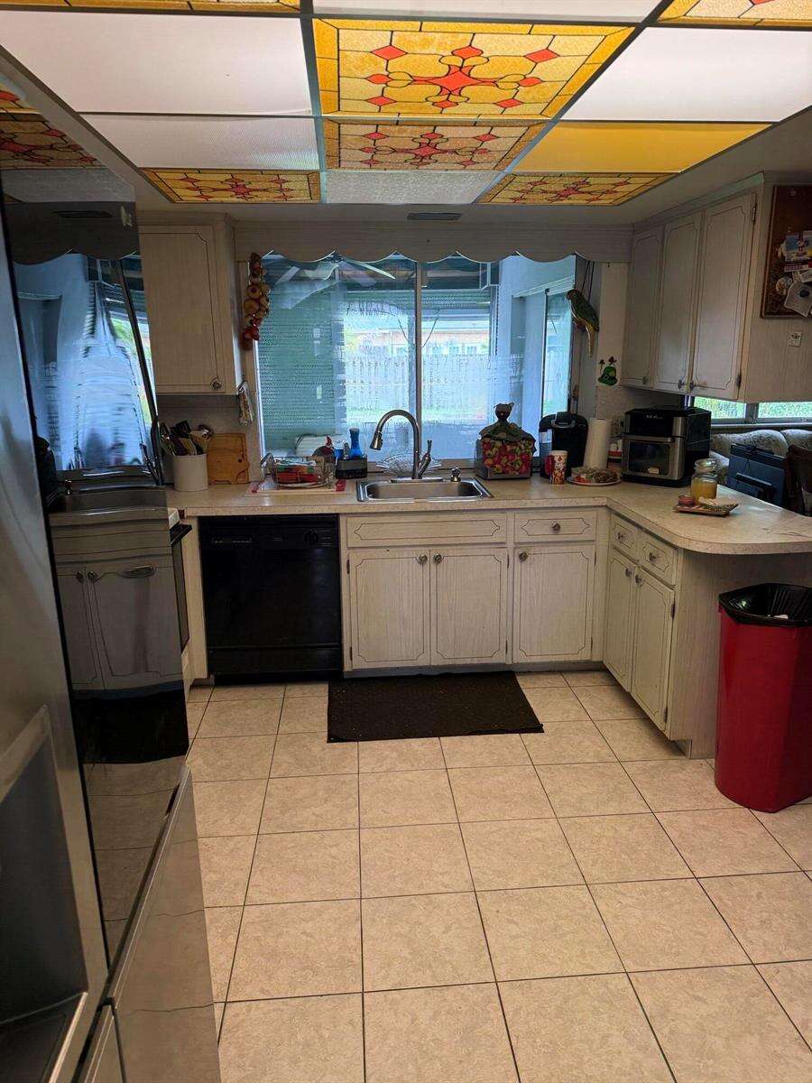 626 Crescent, Hollywood, FL 33021 - For Sale photo 4