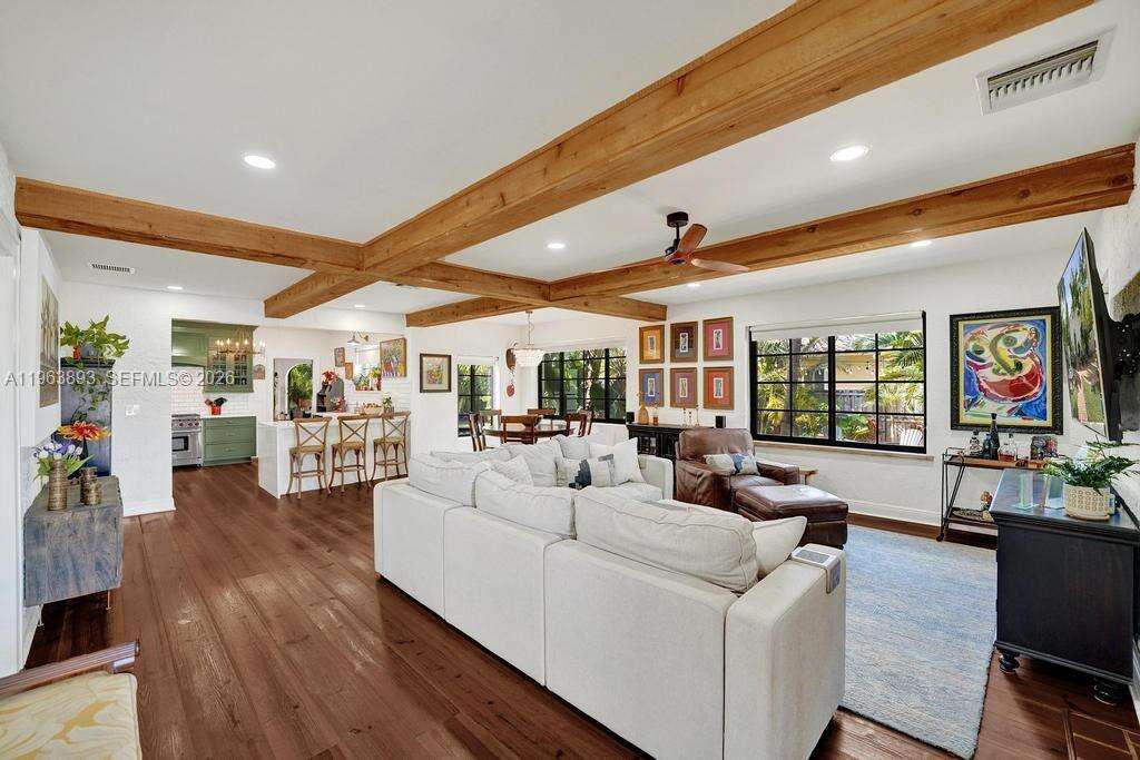 1028 Tyler St, Hollywood, FL 33019 | Picture 4