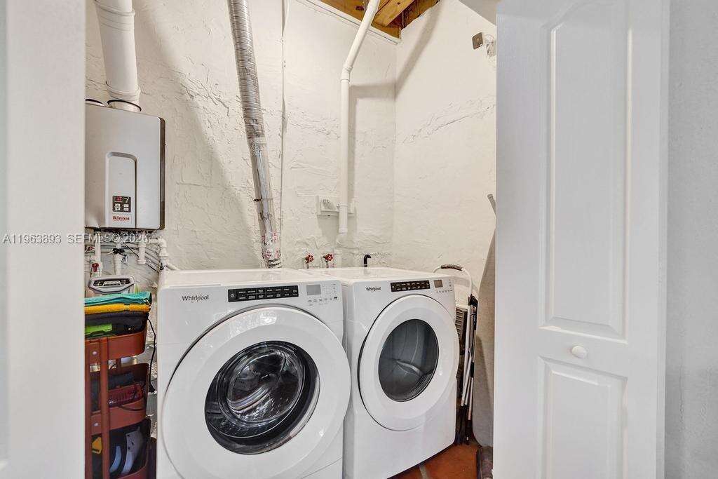 1028 Tyler St, Hollywood, FL 33019 | Picture 57