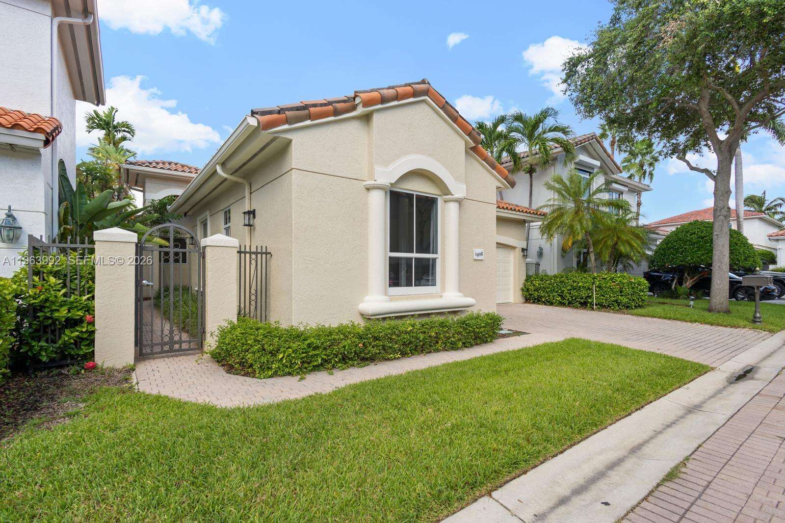 1408 Mariner Way, Hollywood, FL 33019 | Picture 3