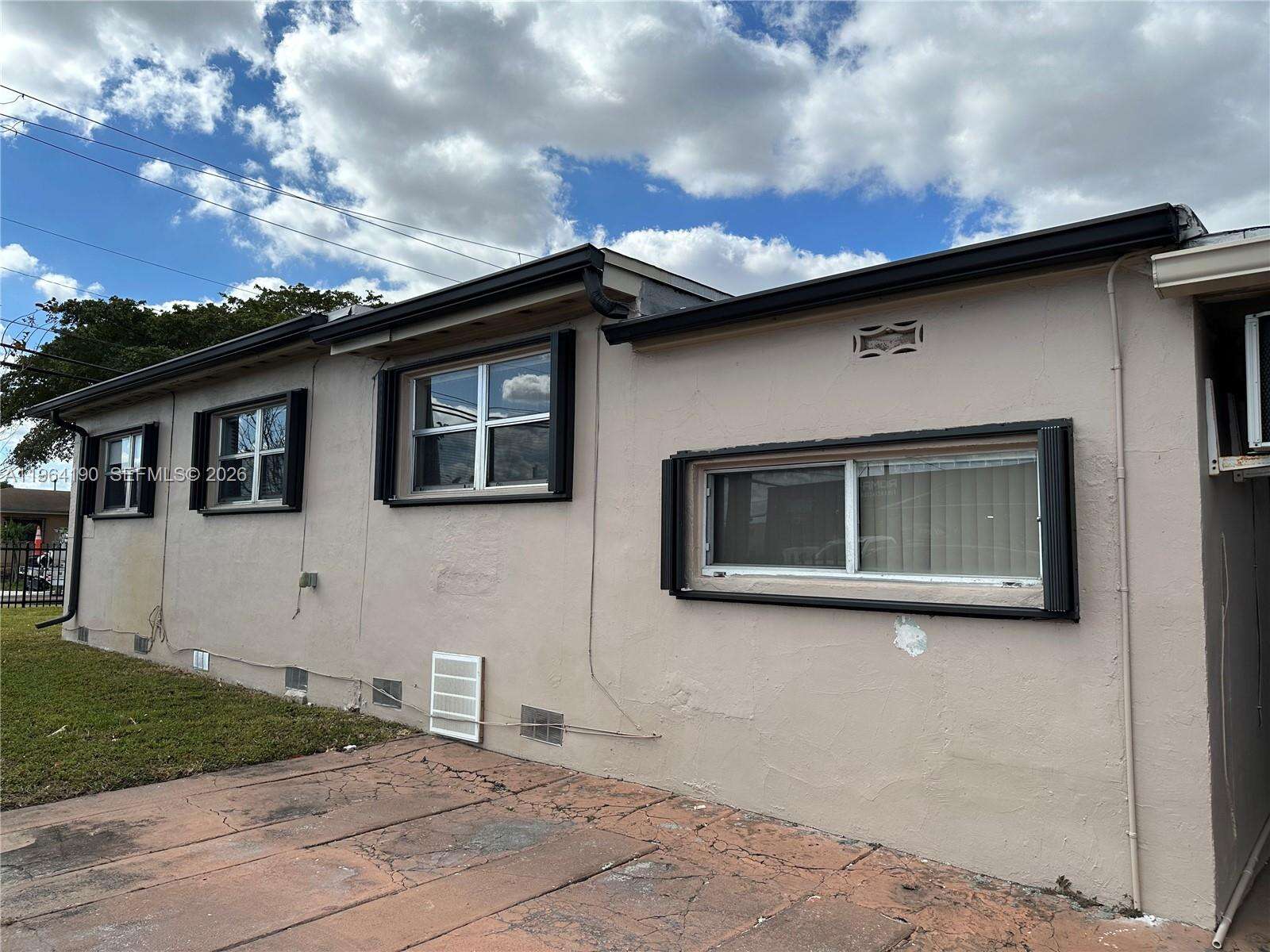 991 47th St, Hialeah, FL 33013 | Picture 5