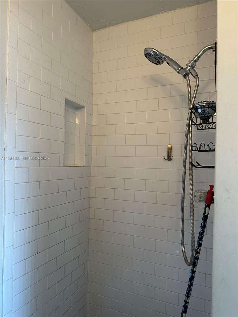 991 47th St, Hialeah, FL 33013 | Picture 45