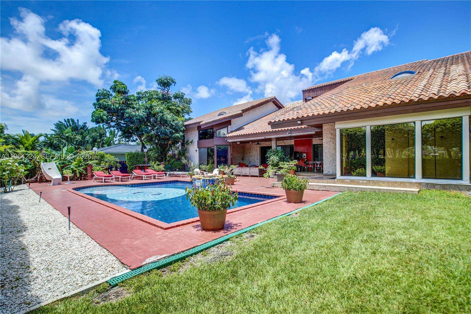 913 Diplomat Pkwy, Hallandale Beach, FL 33009 | Picture 14