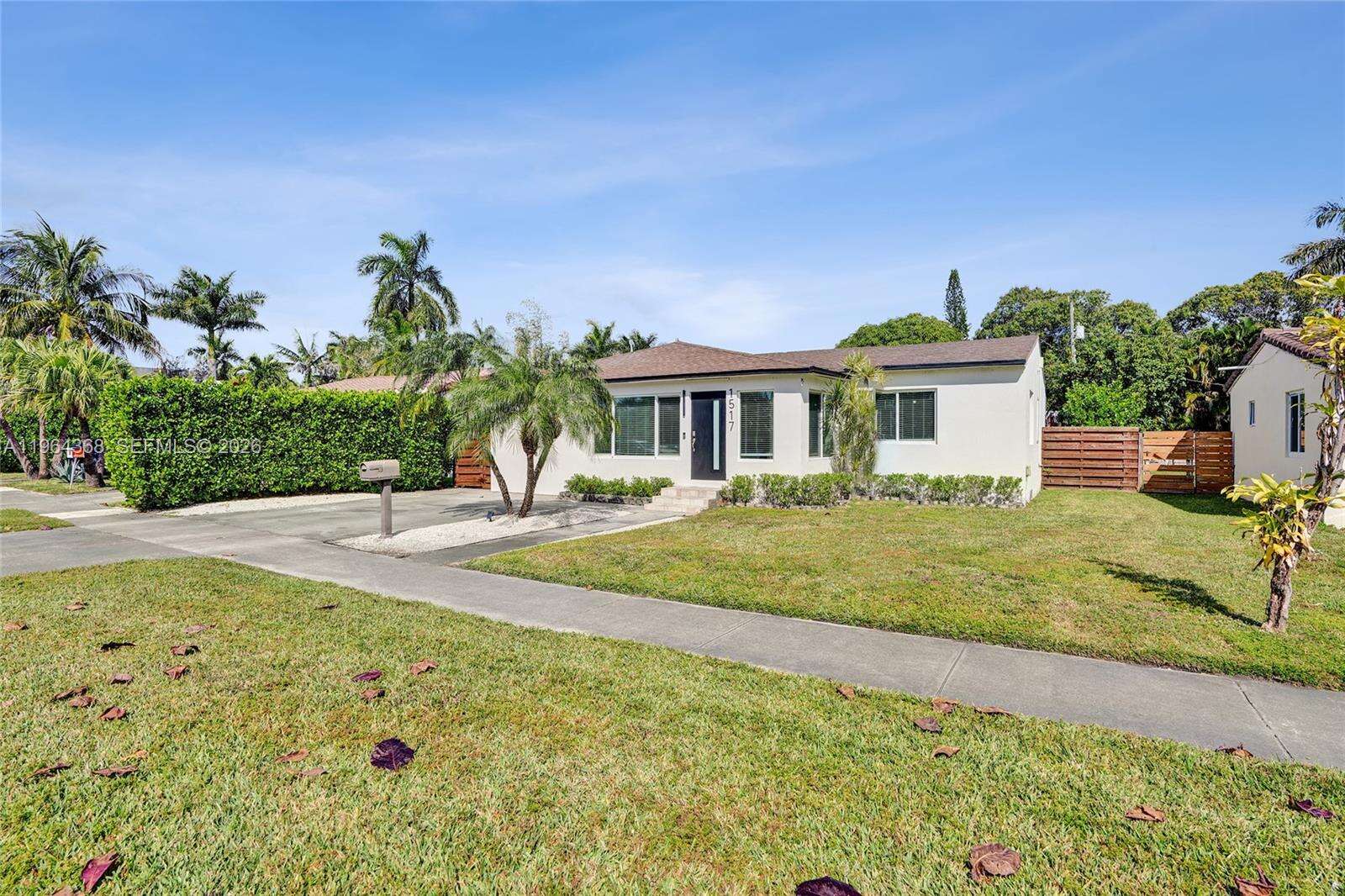 1517 Moffett St, Hollywood, FL 33020 | Picture 2