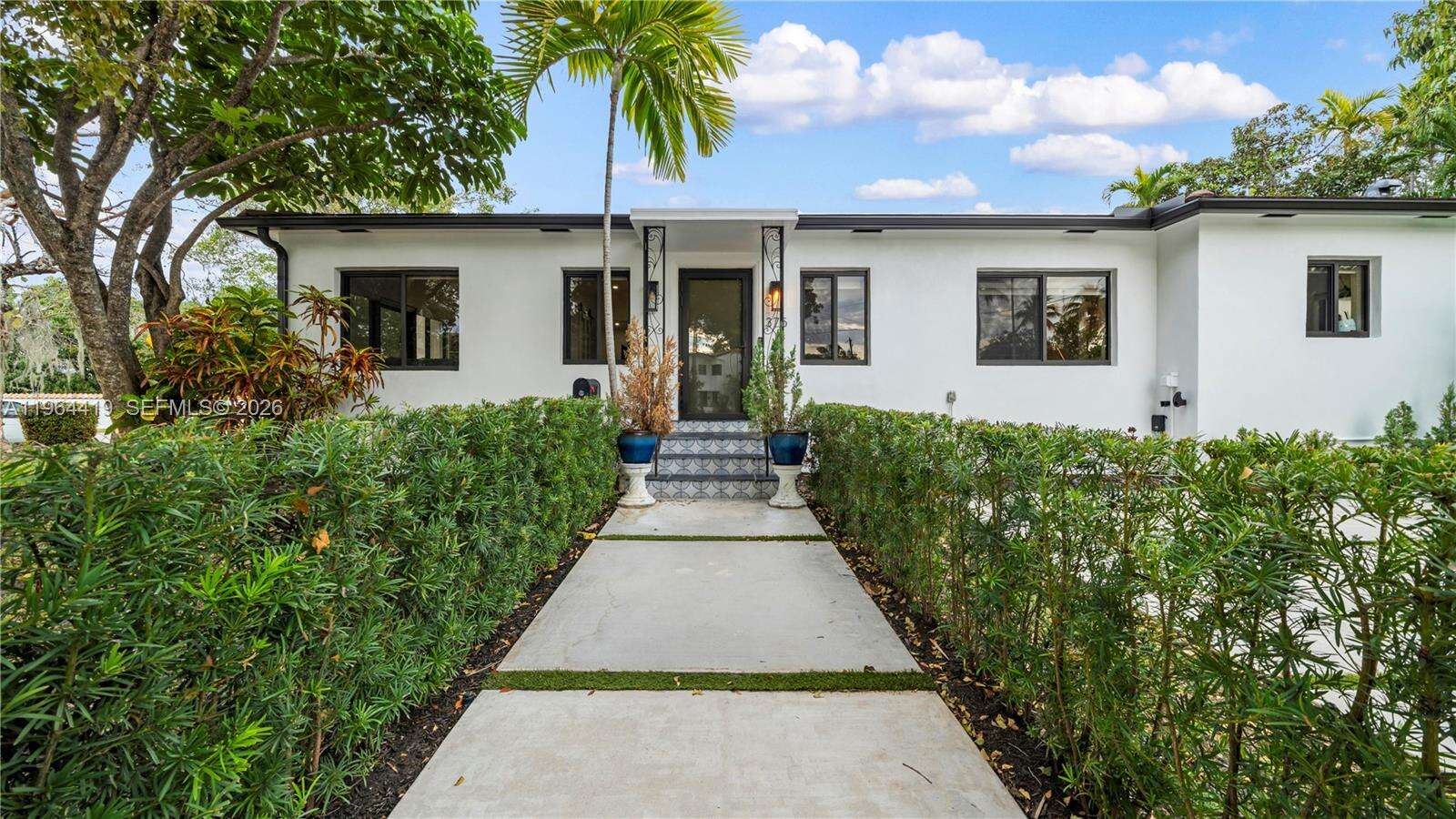 375 32nd Rd, Miami, FL 33129 | Picture 1