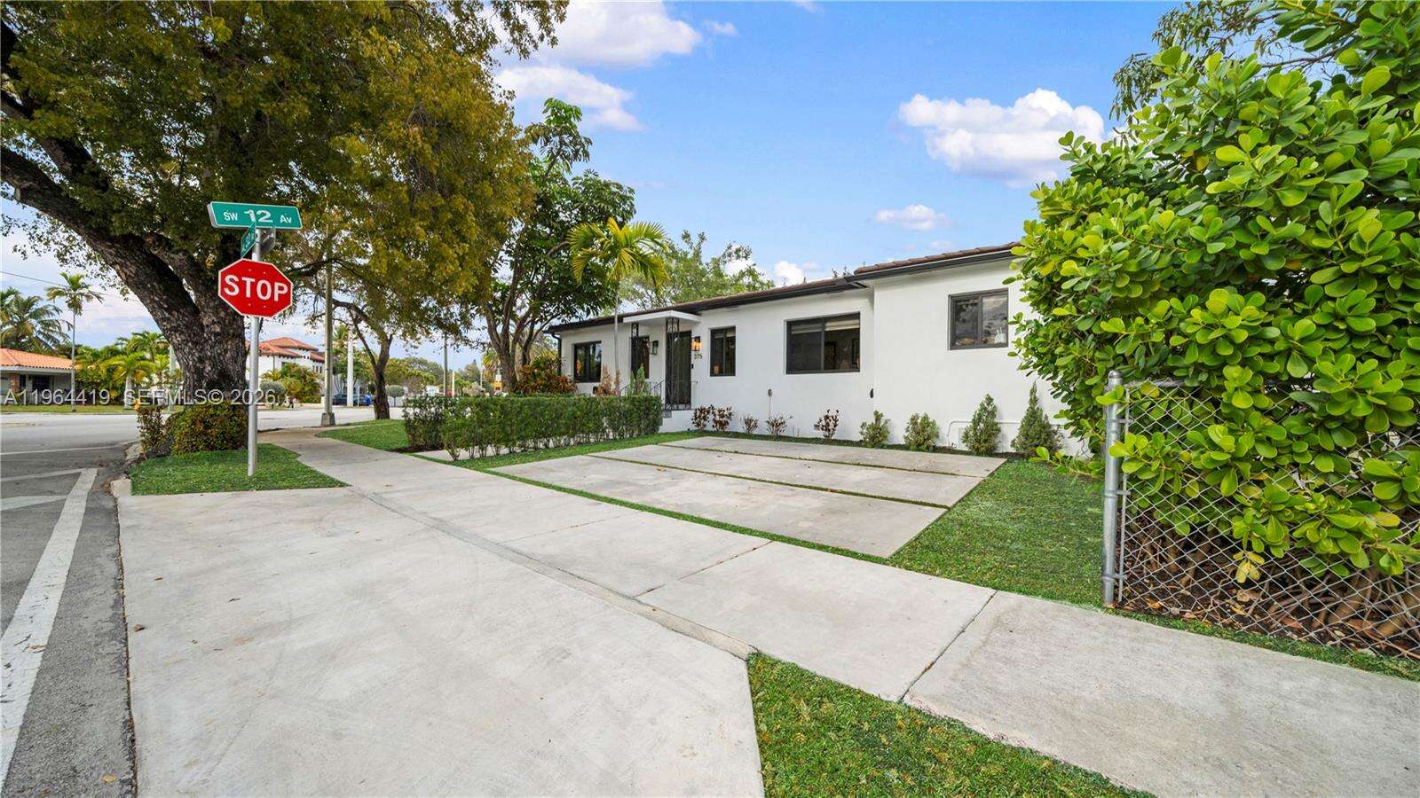 375 32nd Rd, Miami, FL 33129 | Picture 3