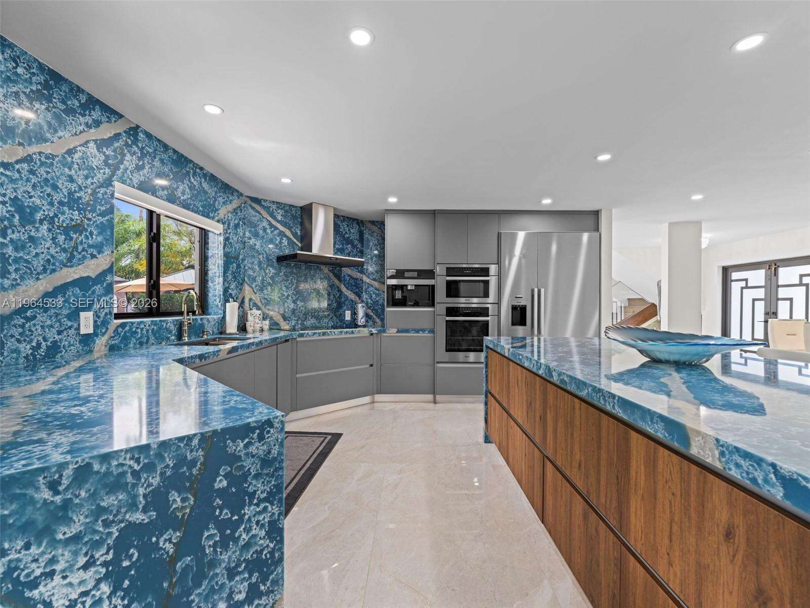 6180 Pine Tree Dr, Miami Beach, FL 33140 | Picture 23