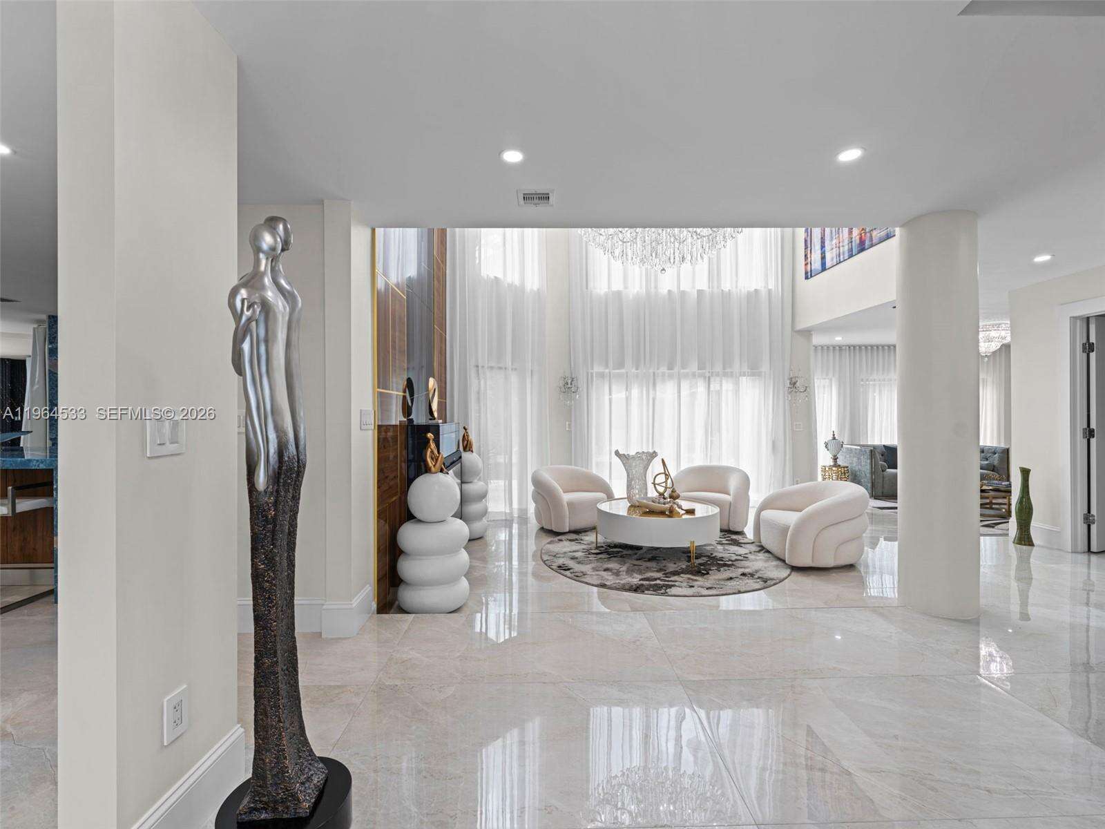 6180 Pine Tree Dr, Miami Beach, FL 33140 | Picture 9