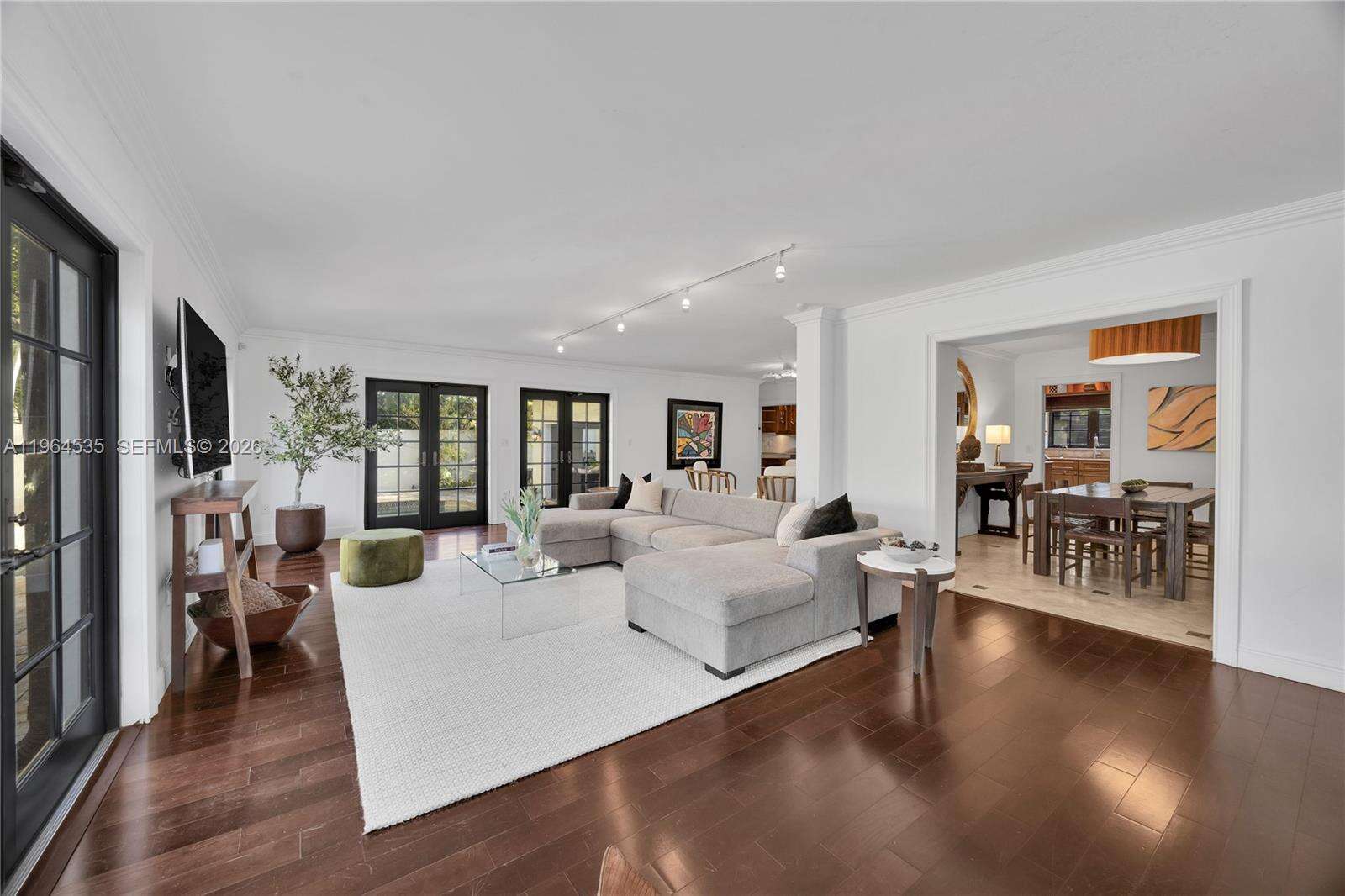 1648 Nocatee Dr, Miami, FL 33133 | Picture 5