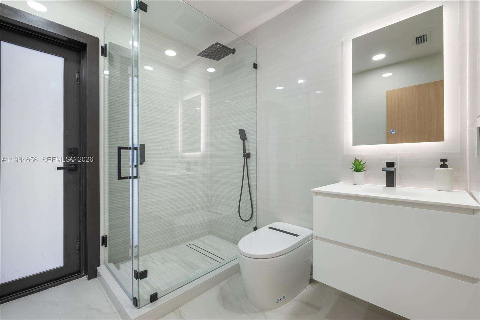 2415 35th Dr, Fort Lauderdale, FL 33308 | Picture 34