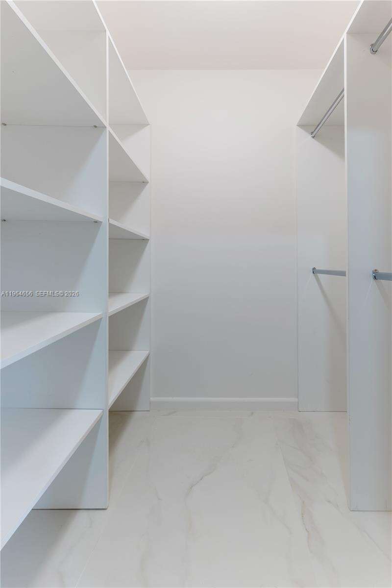 2415 35th Dr, Fort Lauderdale, FL 33308 | Picture 35