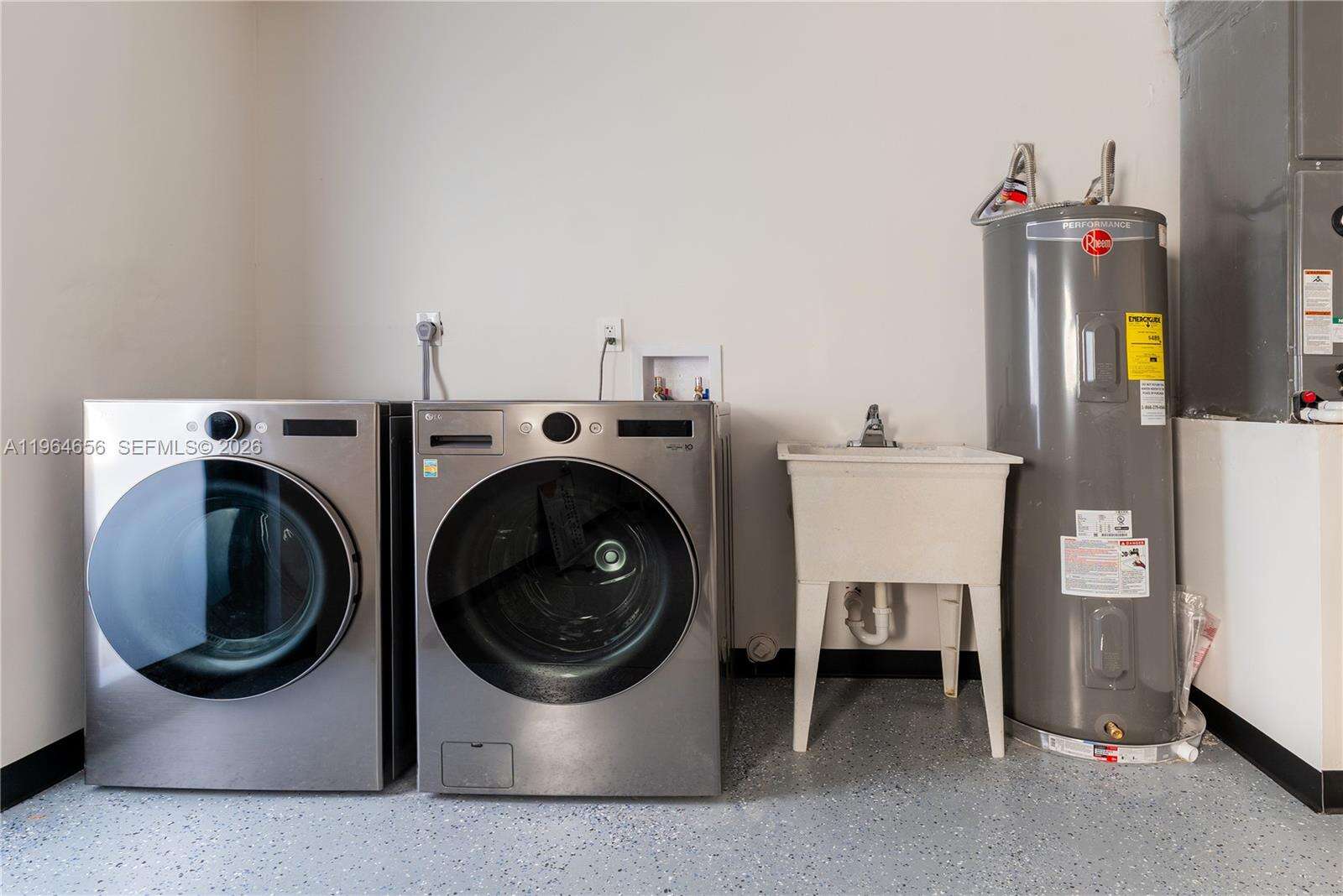 2415 35th Dr, Fort Lauderdale, FL 33308 | Picture 37